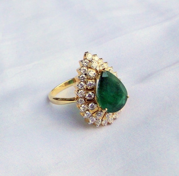 18 K Gold Natural Emerald Diamond engagement ring… - image 2