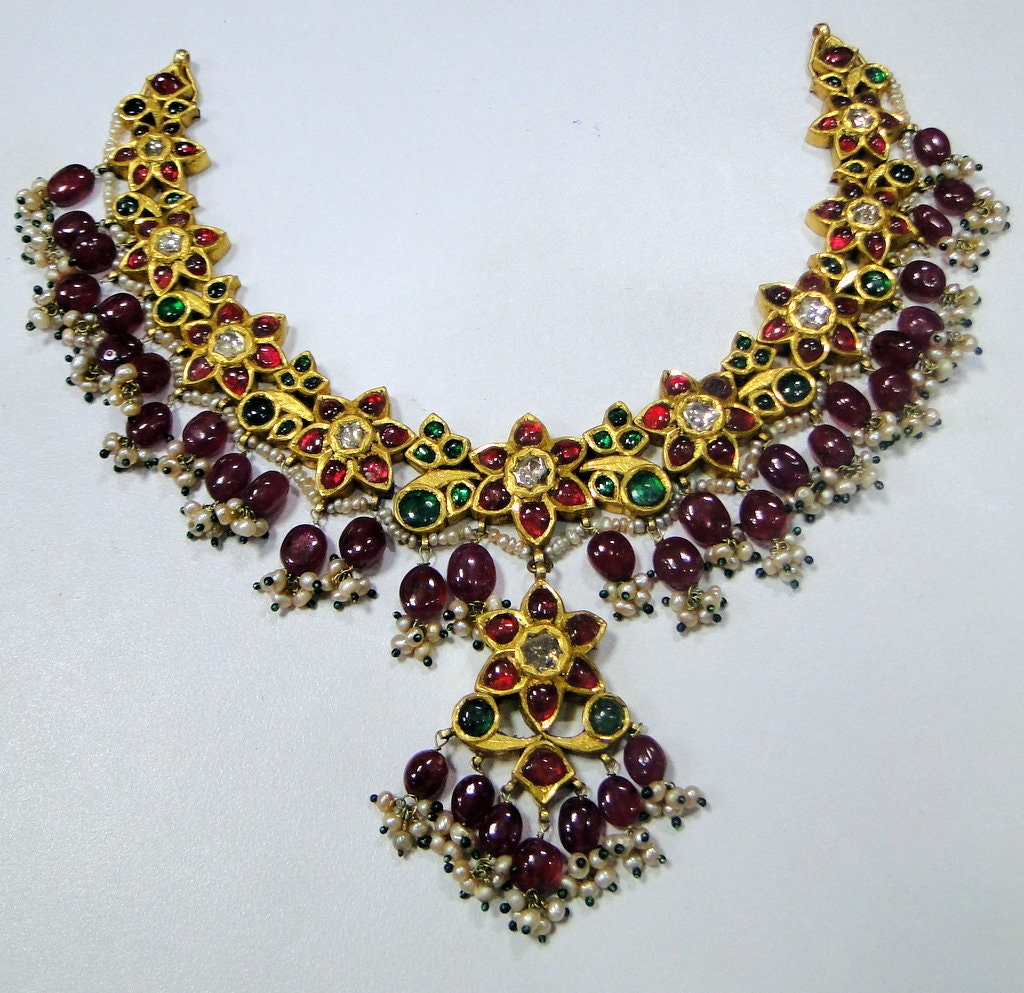 22K Gold Flat Diamond Polki & Enamel Work Necklace and - Etsy