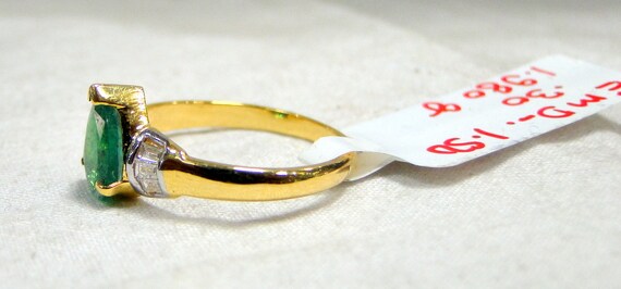 18 K Gold Natural Emerald Diamond engagement ring… - image 3