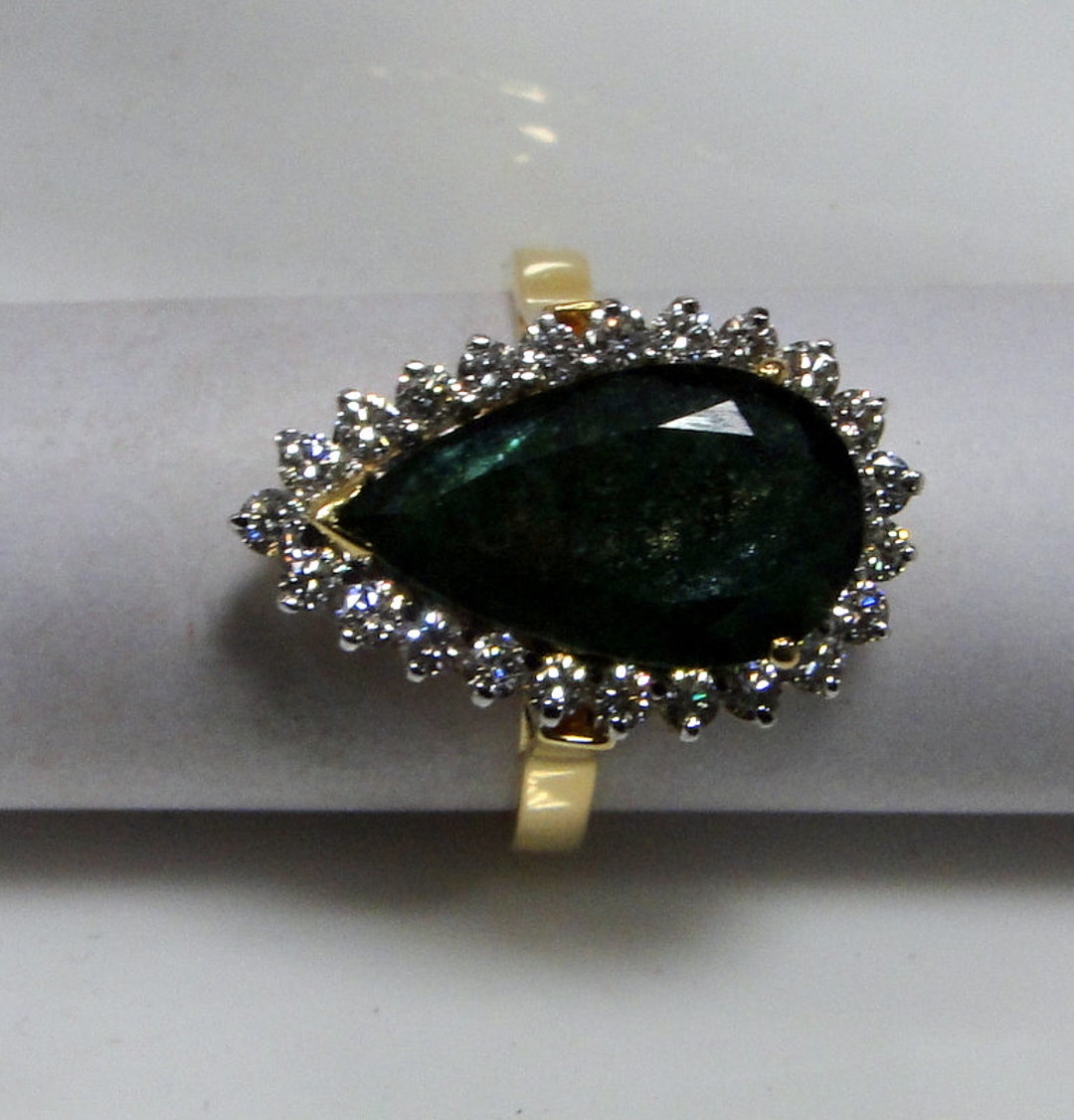 Vintage 18 K Gold Columbian Emerald & VVS Diamond Ring - Etsy