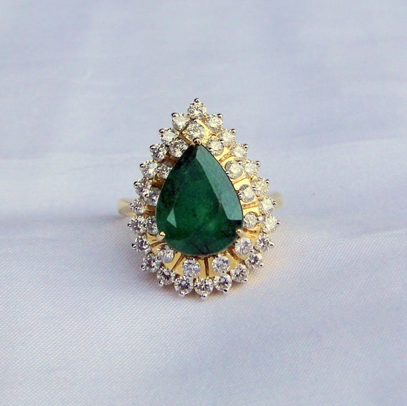 18 K Gold Natural Emerald Diamond engagement ring… - image 3