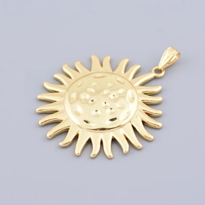 Gilded Sun Pendant with Radiant Rays and Textured Center - Vibrant Symbol for Everyday Wear,47.1x51.8mm