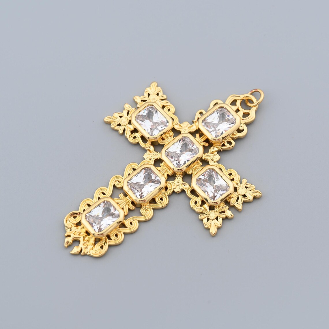 Classic Religious Pendant in 18K Gold Filled With Vintage Ornate Cross ...