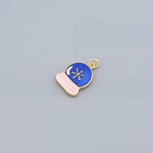 Enchanting Magic Orb Pendant in Gold and Blue, Dreamy Jewelry for Fantasy Lovers and Gifting,15x11mm