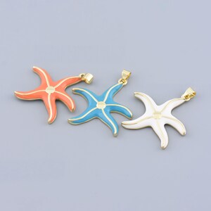 Bold Golden Twinkle Trinket - Exquisite Enamel Pendant, Shiny Statement Piece, Special Stylish Present,34.5x31mm