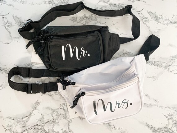 SET Mr. Mrs. Personalize Fanny Pack Bride Groom His Hers Wedding Bridemaids Custom Bridal Shower Gift Bachelorette Party Favor Bag Matching