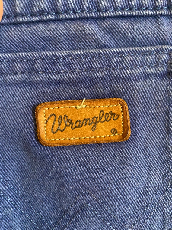 Vintage Wrangler 90s Y2K Dark Blue Denim Cutoff C… - image 2