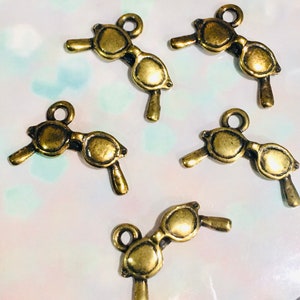 6 Sunglass - Charms - Goldtone - Charms - Sun - Glasses Set of 6 -sunglasses  charms bronze look bracelet charm