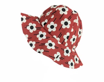 Retro red reversible sun hat