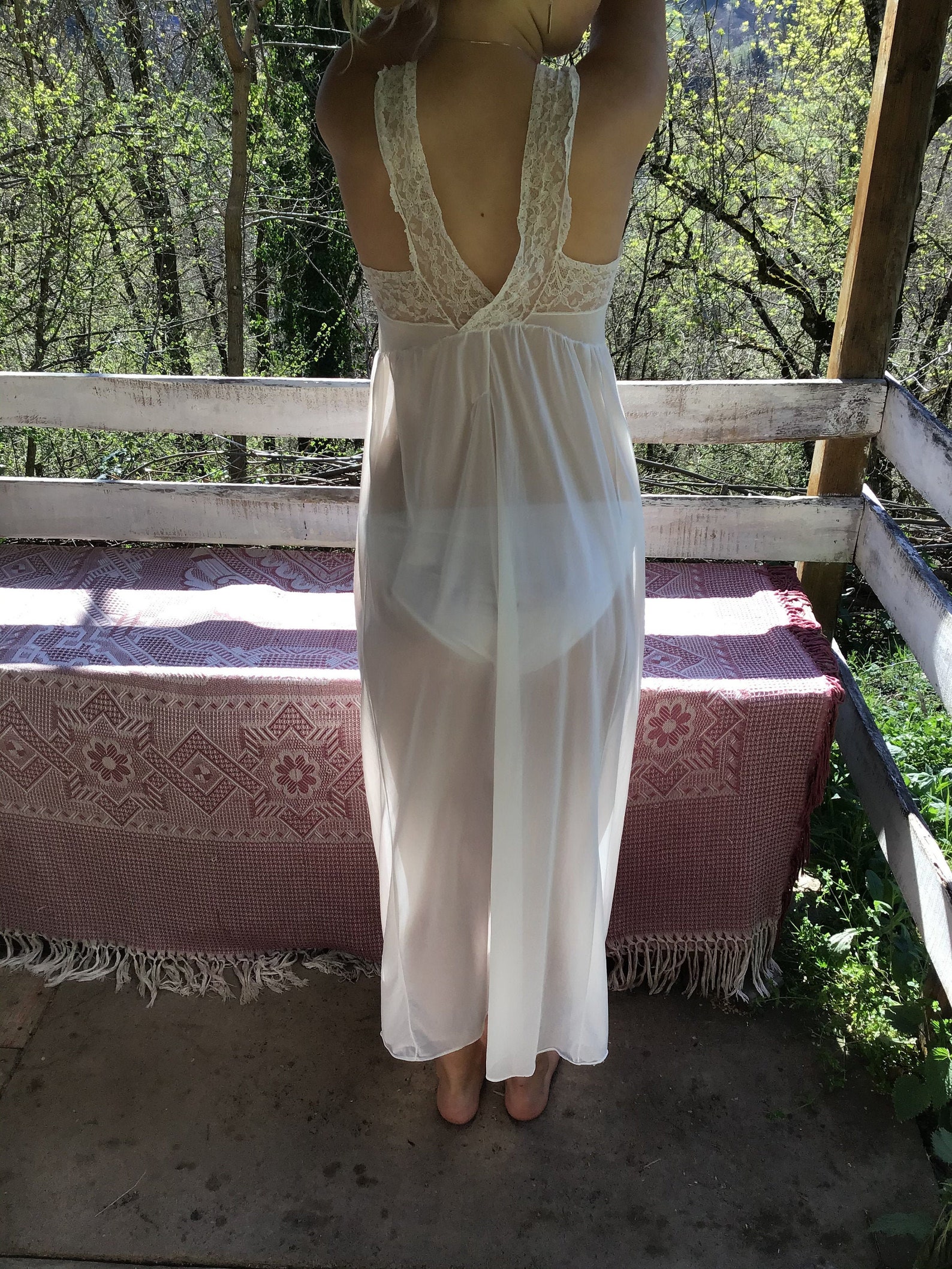 Négligée Vintage LAROS Années 40 En Dentelle Rayonne - Taille Petite (SMall) - État Parfait Avec étiquette Originale