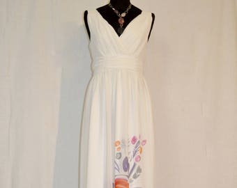 BELLYBUTTON WEDDING DRESS Bridal Gown White Chiffon Maxi-Dress Empire Wrap Dress Hand-Painted Flowers Maternity sz. I 44