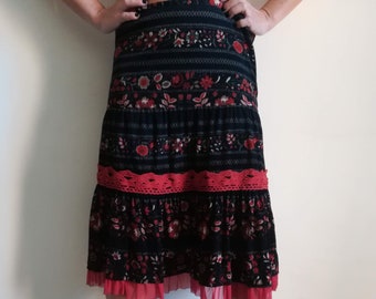 COUNTRY BELL SKIRT Vintage 90 Woman Circle Skirt Black Velvet Red Floral Pattern Boho Tailored Skirt sz. 44/46