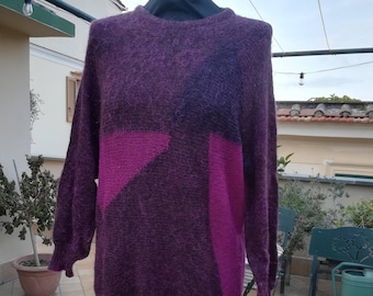 PURPLE FLUFFY SWEATER Vintage 80 Woman Stretchy Pullover Block Jumper Violet Wool Sweater Triangle Hairy Sweater sz. M