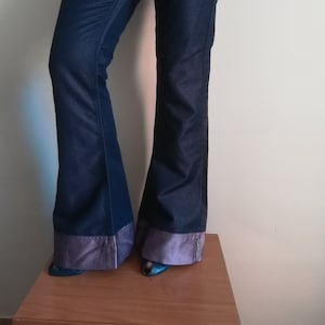 BELL BOTTOMS JEANS Vintage 90 &#39;Reysi&#39; Woman Pants Purple Jeans Pants Flare Leg Denim Trousers sz. 28