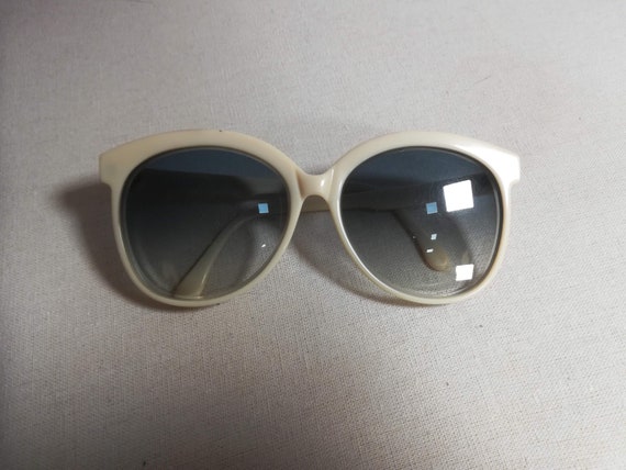 GAMBINI ROUND SUNGLASSES Vintage 80 Huge White Fr… - image 1