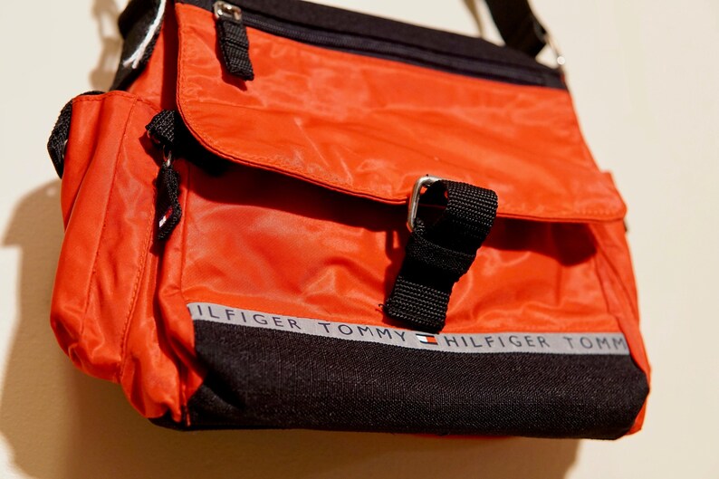 tommy hilfiger cross body purse