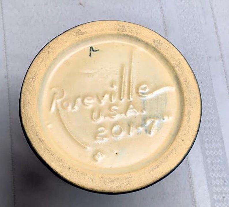 Roseville Lettering Roseville Pottery, Zephyr Lily, Blue Flower Bud Vase, Nice Colors - Etsy