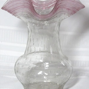 Steuben Period, Art Glass Ruffled Vase, Gold Ruby Reeding, Excellent Condition