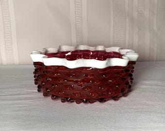 Ciotola grande Hobbs Brockunier con bordo decorato a nastro color mirtillo rosso, molto bella, difficile da trovare.