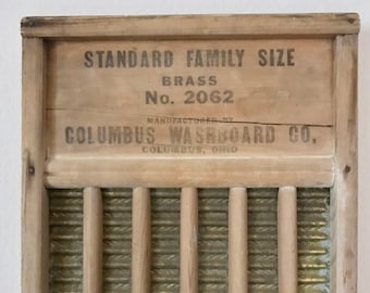 Vintage 1940's Washboard. 1940's Washboard. Standard Family Washboard 1940's. 1940's Washboard Standard Family. Washboard Vintage 1940's.