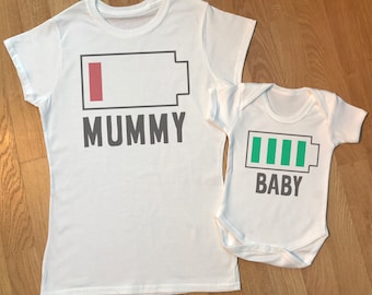 Mum & Baby Battery -  matching mother and baby gift set, baby bodysuit and mum tshirt, baby gift set, mum gift - gift for mummy - WHITE