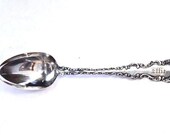 Louis XV by Whiting Sterling Silver 8 1 4 quot Vegetable Table Server Spoon 1.6oz.