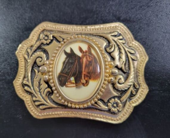 Vintage Double Horse Head Gold Tone Metal Belt Bu… - image 1