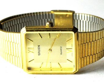 Gruen Quartz Rectangle 26mm Gold Tone Dress Wristwatch