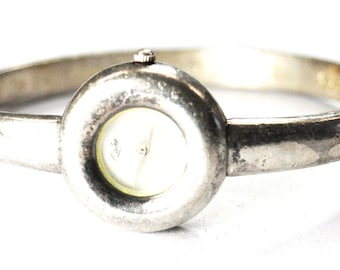 Quinn Sterling Silver Small Bangle Bracelet Wristwatch 23mm Quartz