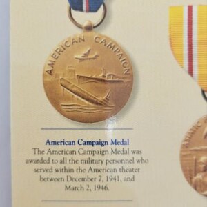 1995 50c WWII 50th Anniversary Commemorative Half Dollar and Victory Medal Set image 3