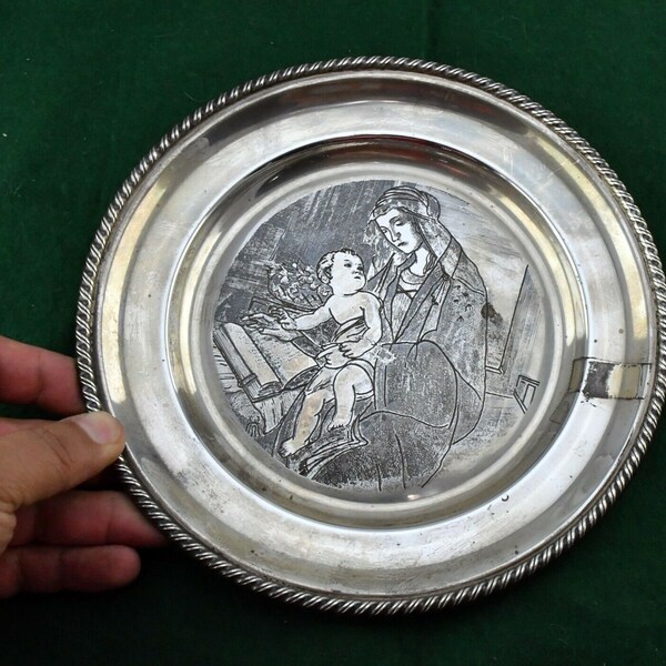 1972 Veneto Flair Italy 7 3/4" Sterling Silver Mother Mary and Child Plate 7.4oz