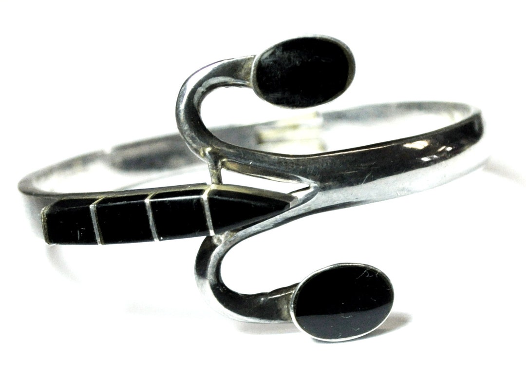 Sterling TJ 63 Black Onyx Bicycle Handle Inlay Bracelet 40mm