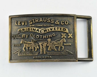 levis belt buckle