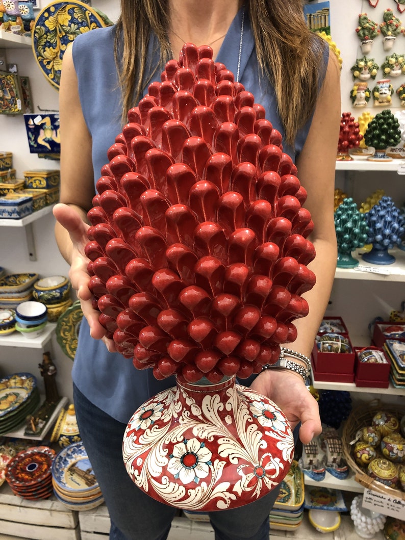 Pigna in ceramica di Caltagirone - Rosso - H 14cm - Interamente fatto a mano - 100% Made in Italy