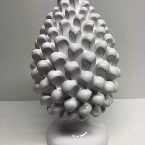 Caltagirone Ceramic Pinecone cm H.25 White Artisan