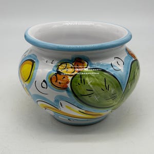 Hand-decorated 15 cm diameter cachepot, Caltagirone ceramic decoration no.