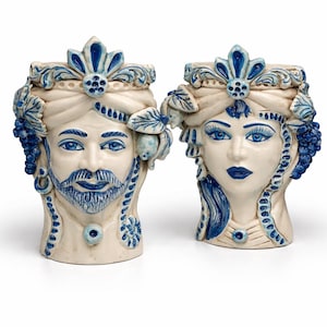 Cabeças de Mouro Vella Ceramica Caltagirone cm A.27 L.20 Feito à mão Branco Azul