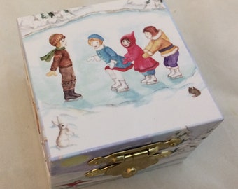 Miniature Ice Skaters Music Boxes, Christmas Music Box, Tiny Boxes with clockwork musical movement inside.