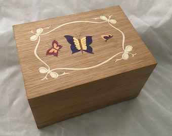 Inlaid Marquetry Butterfly Musical Jewelry Box, Hand Made Oak Wood Butterflies Music Box, Butterfly Music Box
