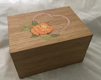Caja de joyería musical de roble con corazón incrustado y marquetería de flores, caja de música de bailarina, caja de joyería, caja de música de bailarina hecha a mano