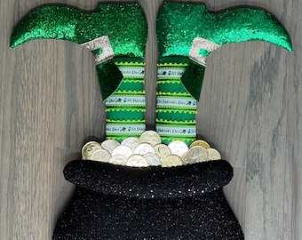 A Pretty Penny Wreath Attachment, Leprechaun Pot of Gold, St Patricks Day, March 17