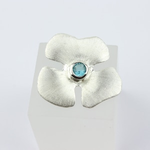 Noble Blue Topaz Pendant in 925 Silver Matt Faceted Round Flowers Designer Jewelry Gift Birthday Elegant Stone Pendant