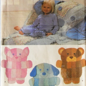 Simplicity 4993. Animal rag quilts pattern. Animal rag quilt wall hanging pattern. Longia Miller Cat, Bear, Dog rag quilt pattern.  Uncut