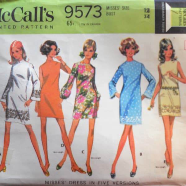 McCall's 9573.  Vintage 1968 mini dress pattern.  1968 Mod "go-go" mini dress pattern.  Shift dress pattern.  SZ 12