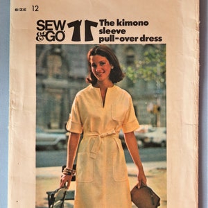 Butterick 4050.  Misses dress pattern.  Vintage 1976 kimono sleeve pull over dress pattern.  Summer dress pattern. SZ 12 Uncut