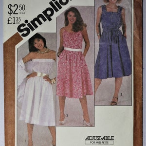 Simplicity 5498.  Misses dress pattern.  Vintage 1982 sun dress and shawl pattern.  Strapless sundress pattern.  S 14. Uncut