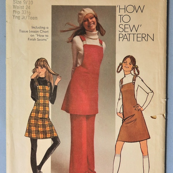 Simplicity 9525.  Vintage 1971 mini jumper and flared pants pattern.  Bib jumper pattern.  Flared pants pattern.  SZ 9/10