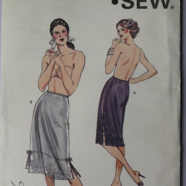 Kwik Sew 1067.  Misses  slip pattern.  Vintage 1980 half slip pattern.  Misses lingerie pattern.  SZ XS-L.  Uncut.