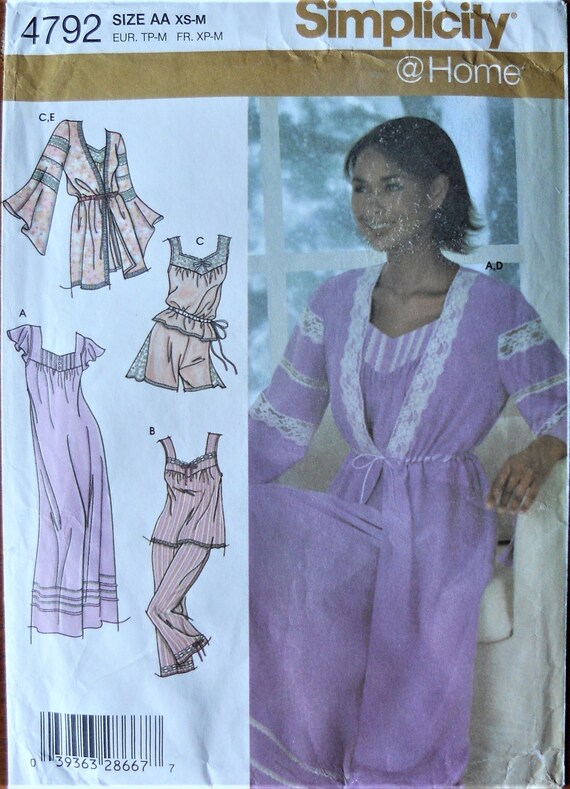 B6145 Butterick Sewing Pattern Misses/' Pajamas Sleepwear Robe Top Shorts Pants
