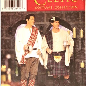 Simplicity 8913.  Men's Scottish costume pattern.  Men's Celtic kilt, shirt, drape, pants, spats pattern.  SZ XS-Med Uncut